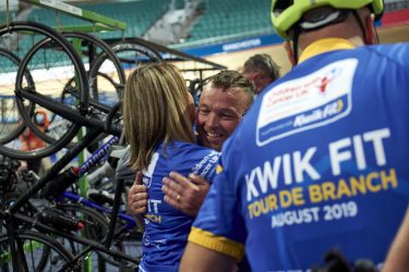 Kwik Fit tour de branch cycling team