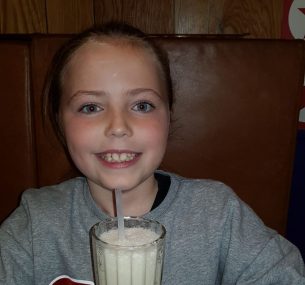 girl with milkshake