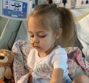 Isla-Mae in hospital recovering from childhood leukaemia treatment