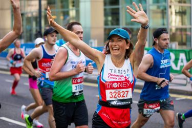 London Marathon 2021 runner wearing blue cap