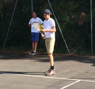 Enguerrand playing tennis with a racket (1)