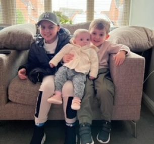 alfie with his siblings louis and darcie (1)
