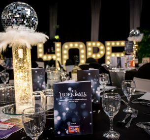 Hope ball table setting