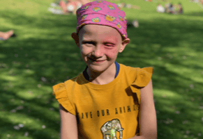 Morven with pink hairband